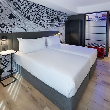 Anew Hotel Green Point Fokváros Kültér fotó