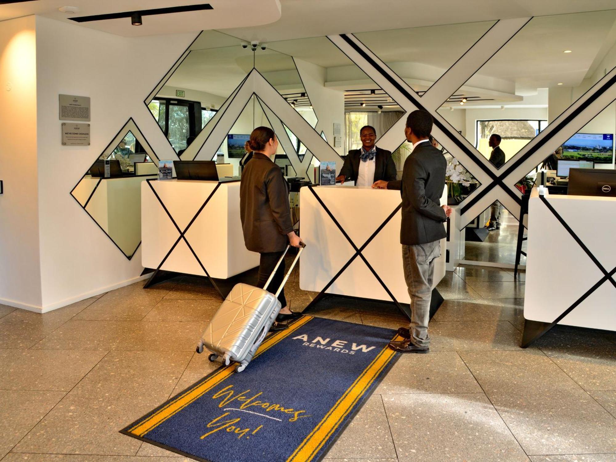 Anew Hotel Green Point Fokváros Kültér fotó