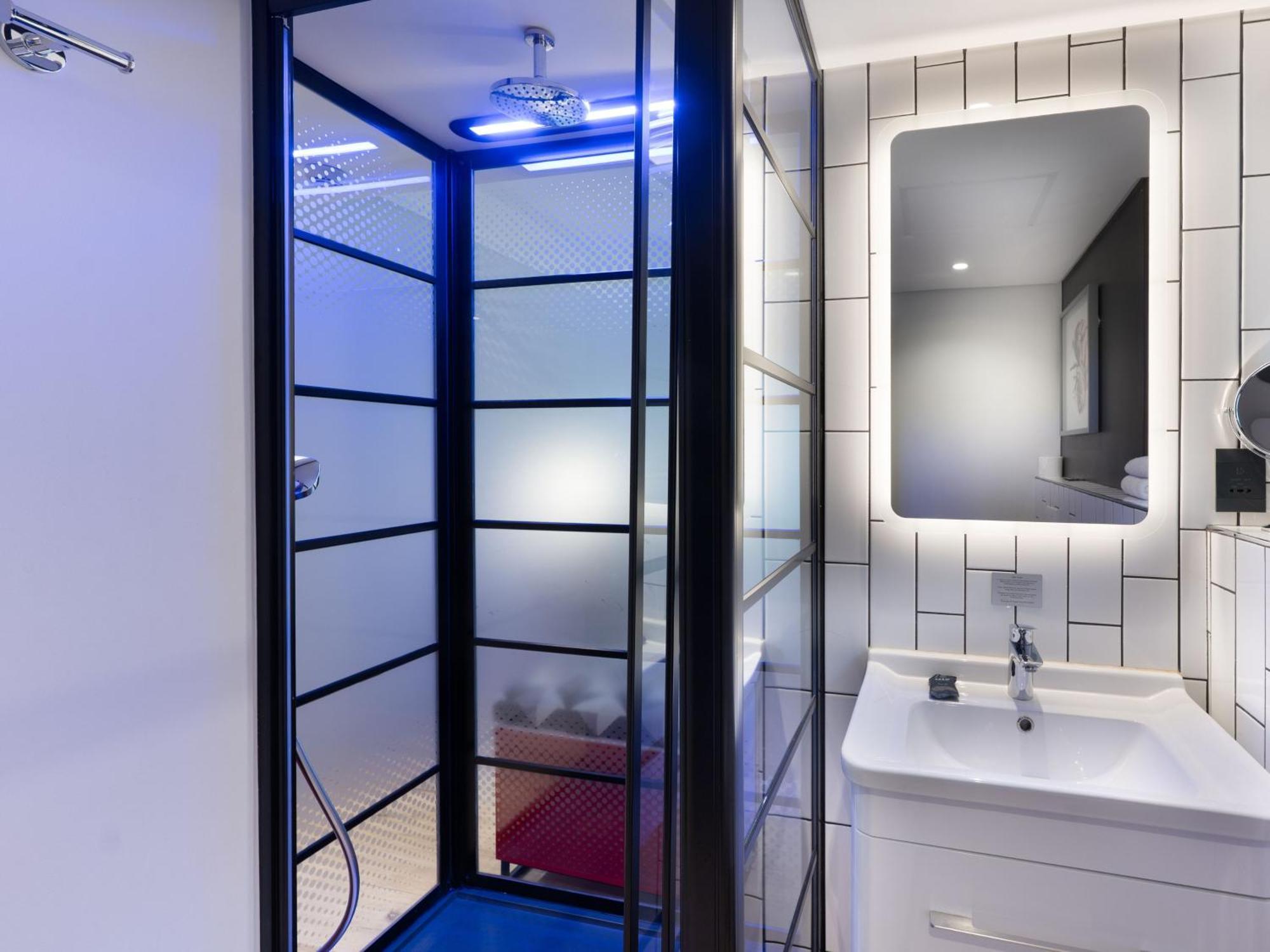 Anew Hotel Green Point Fokváros Kültér fotó