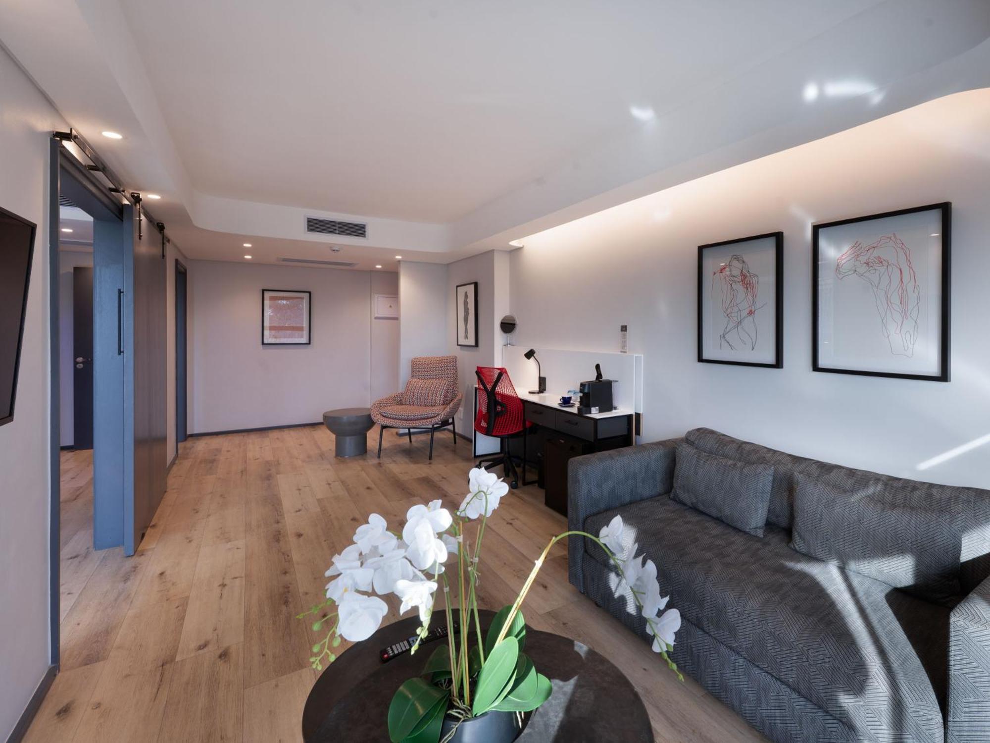 Anew Hotel Green Point Fokváros Kültér fotó